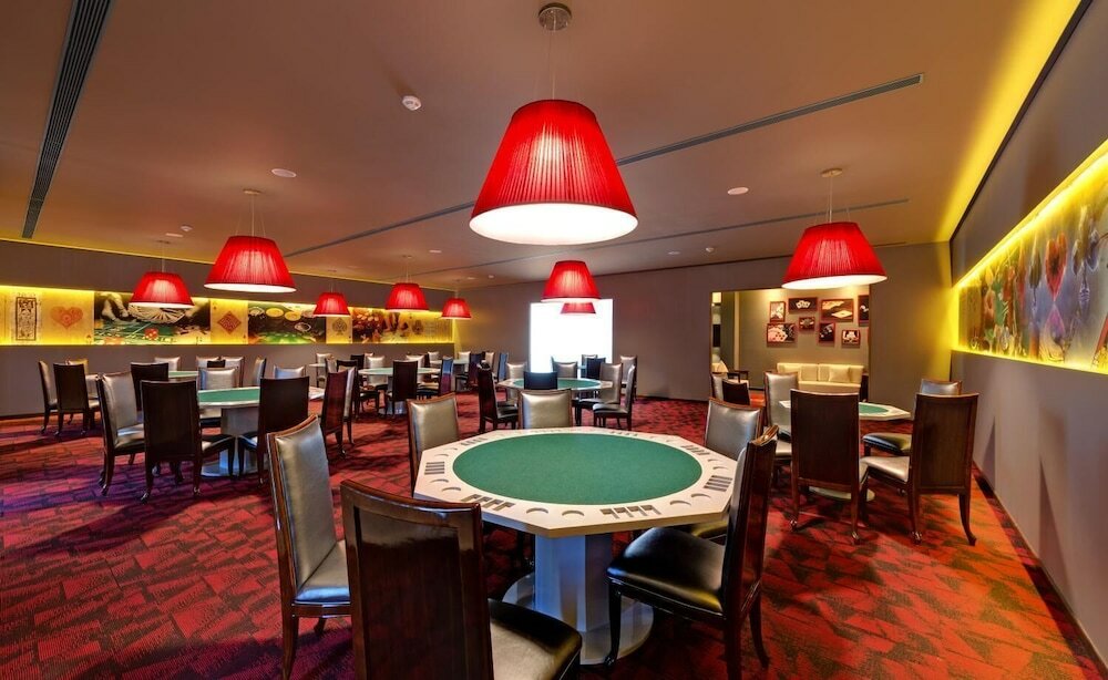 Фото Iscon The Fern Resort & SPA, Bhavnagar