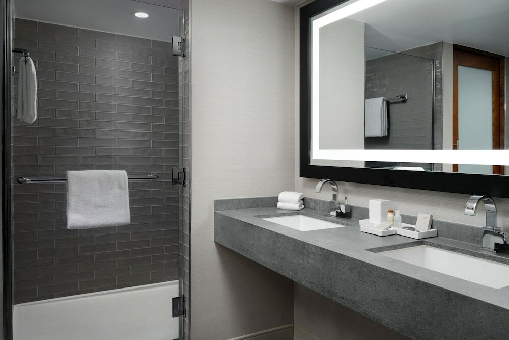 Фото Renaissance Minneapolis Bloomington Hotel