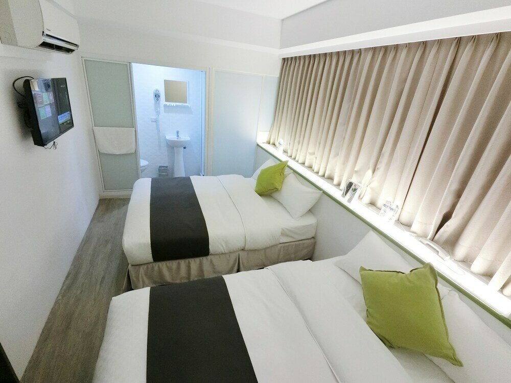 Фото To Hotel Chengde