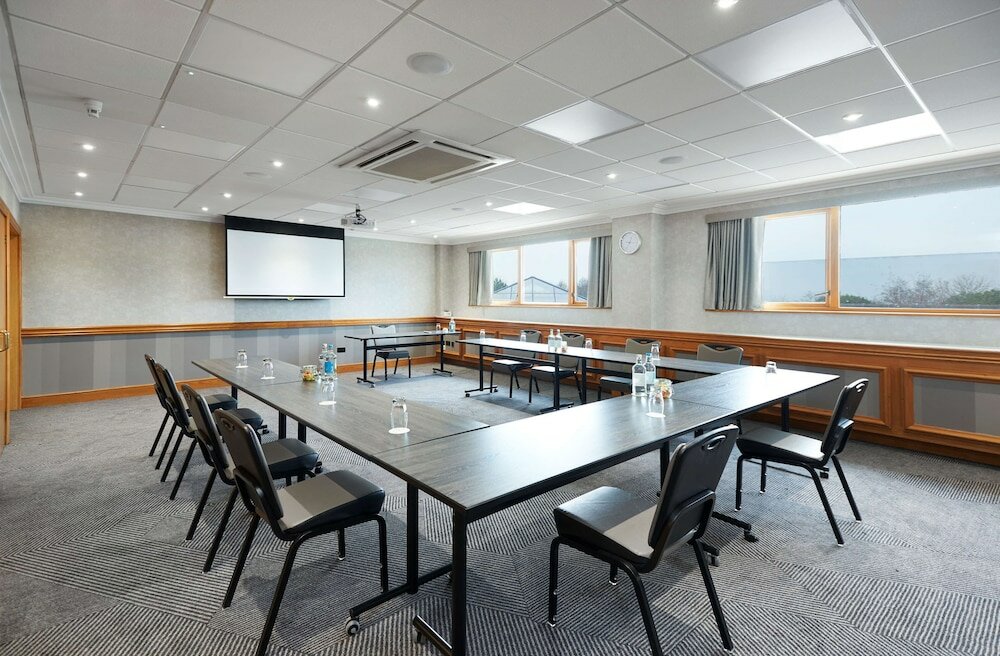 Фото DoubleTree by Hilton Hotel Coventry