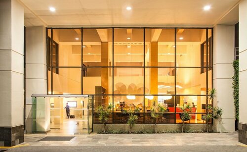 Внешний вид отеля Fiesta Inn Aeropuerto Ciudad de Mexico в Мехико, фото 4