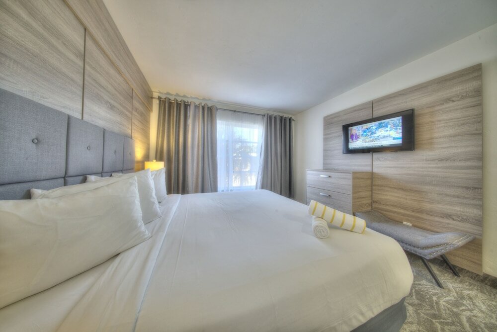 Фото Riverside Apartments by The Beach