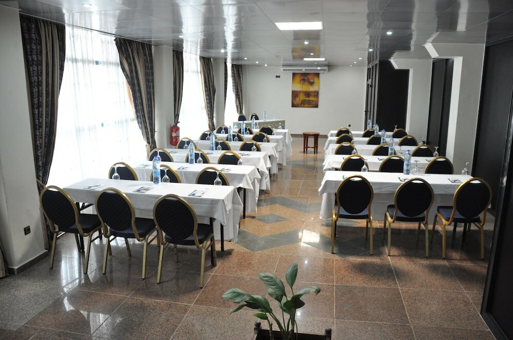 Фото Hotel Prince de Galles