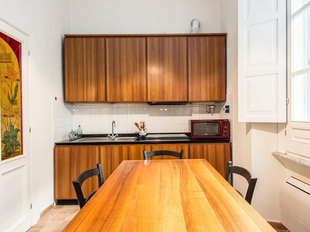 Фото Rsh Luxury Vatican Four Bedroom Apartment