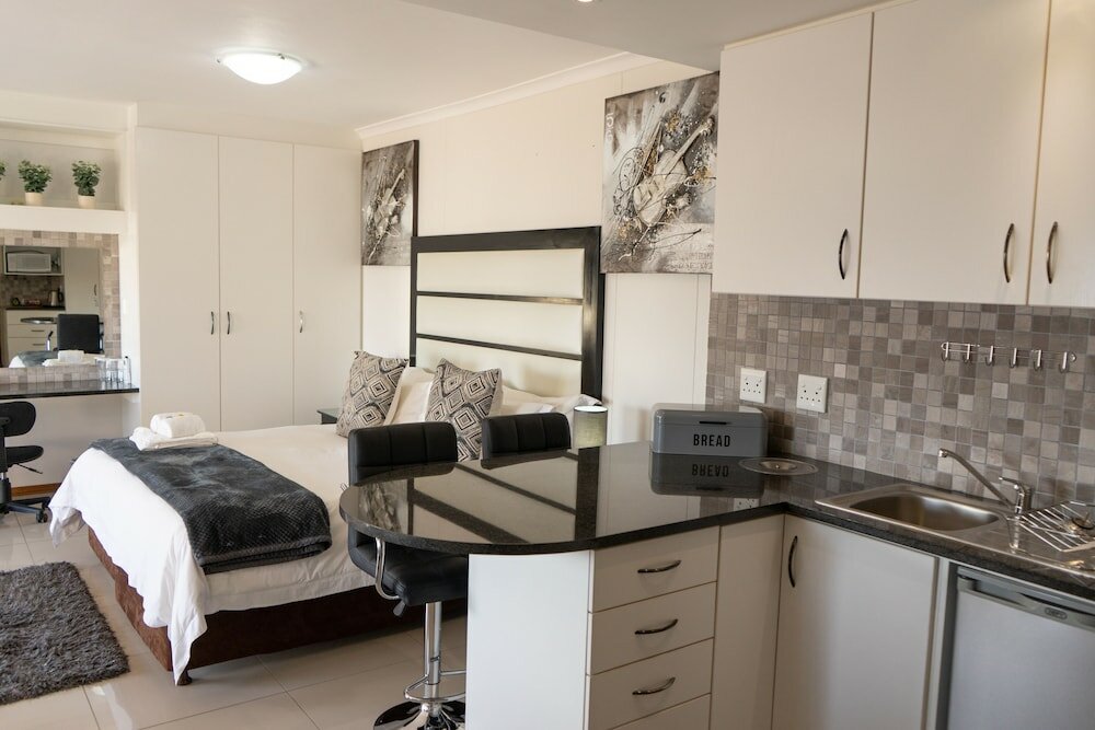 Фото Bar T Nique Guest House