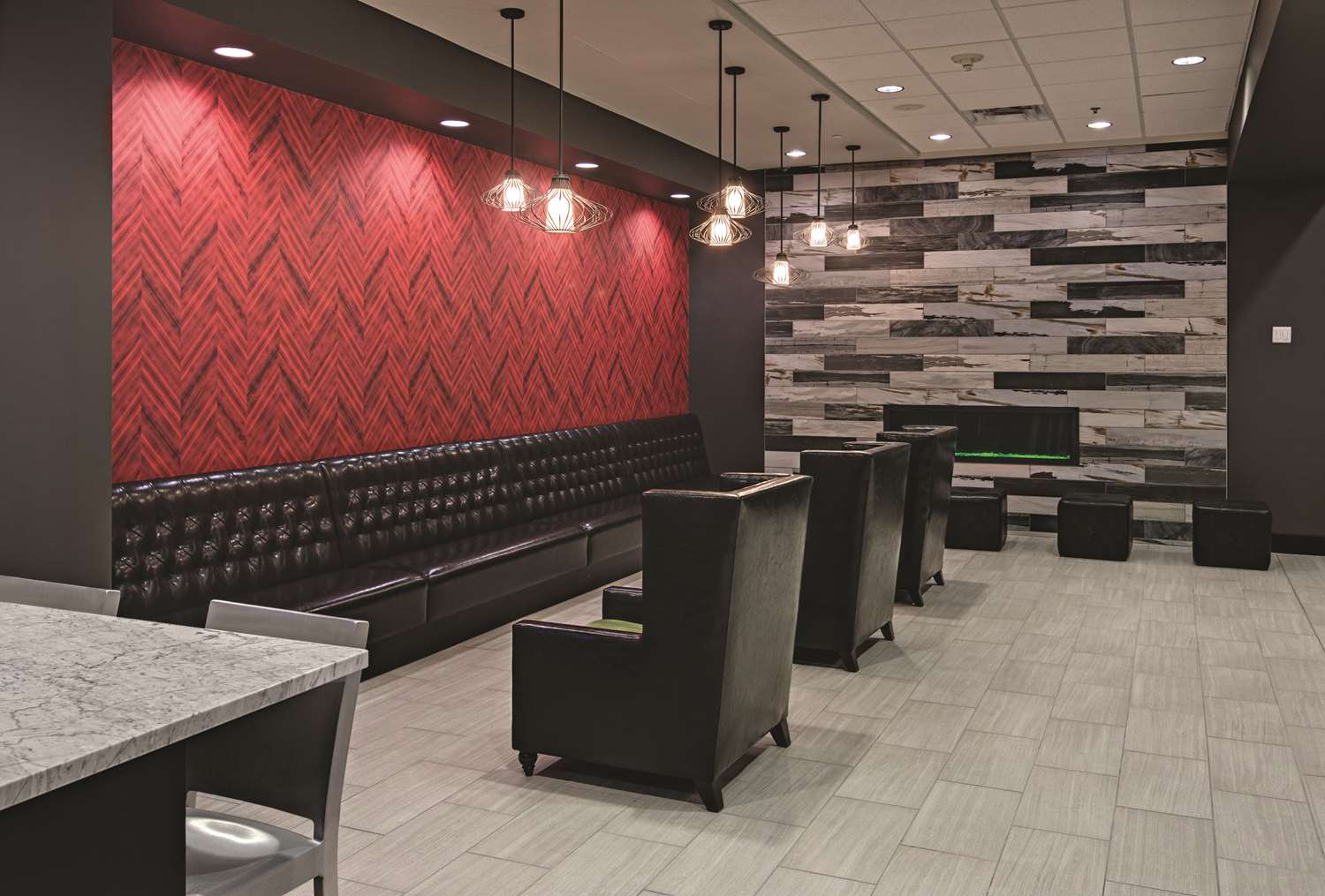 Фото DoubleTree by Hilton Hotel St. Paul Downtown