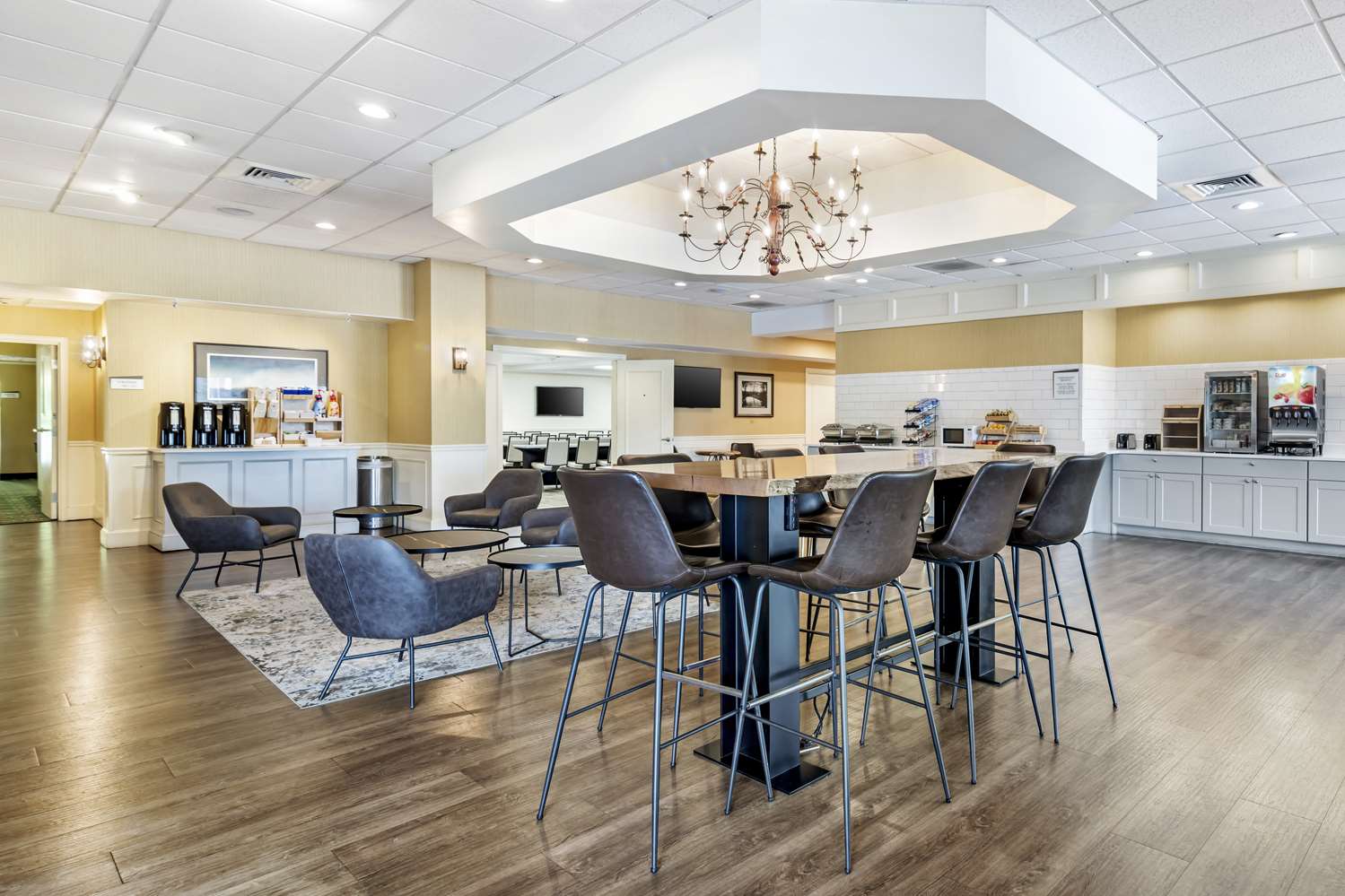 Фото Best Western Springfield Hotel