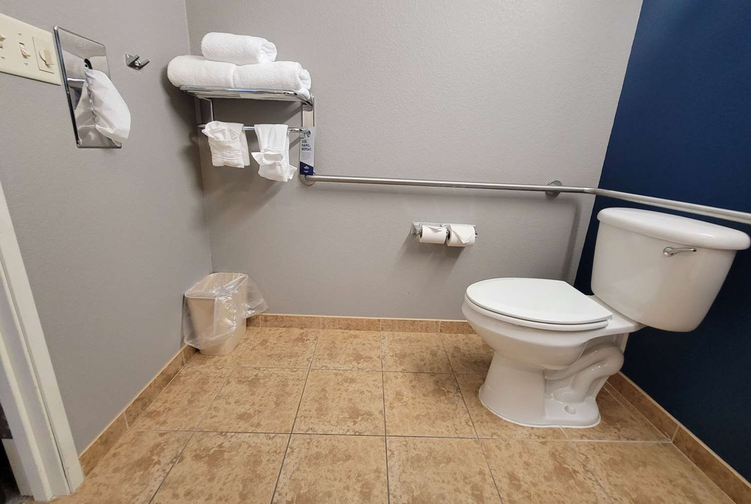 Фото Microtel Inn & Suites by Wyndham Council Bluffs/Omaha