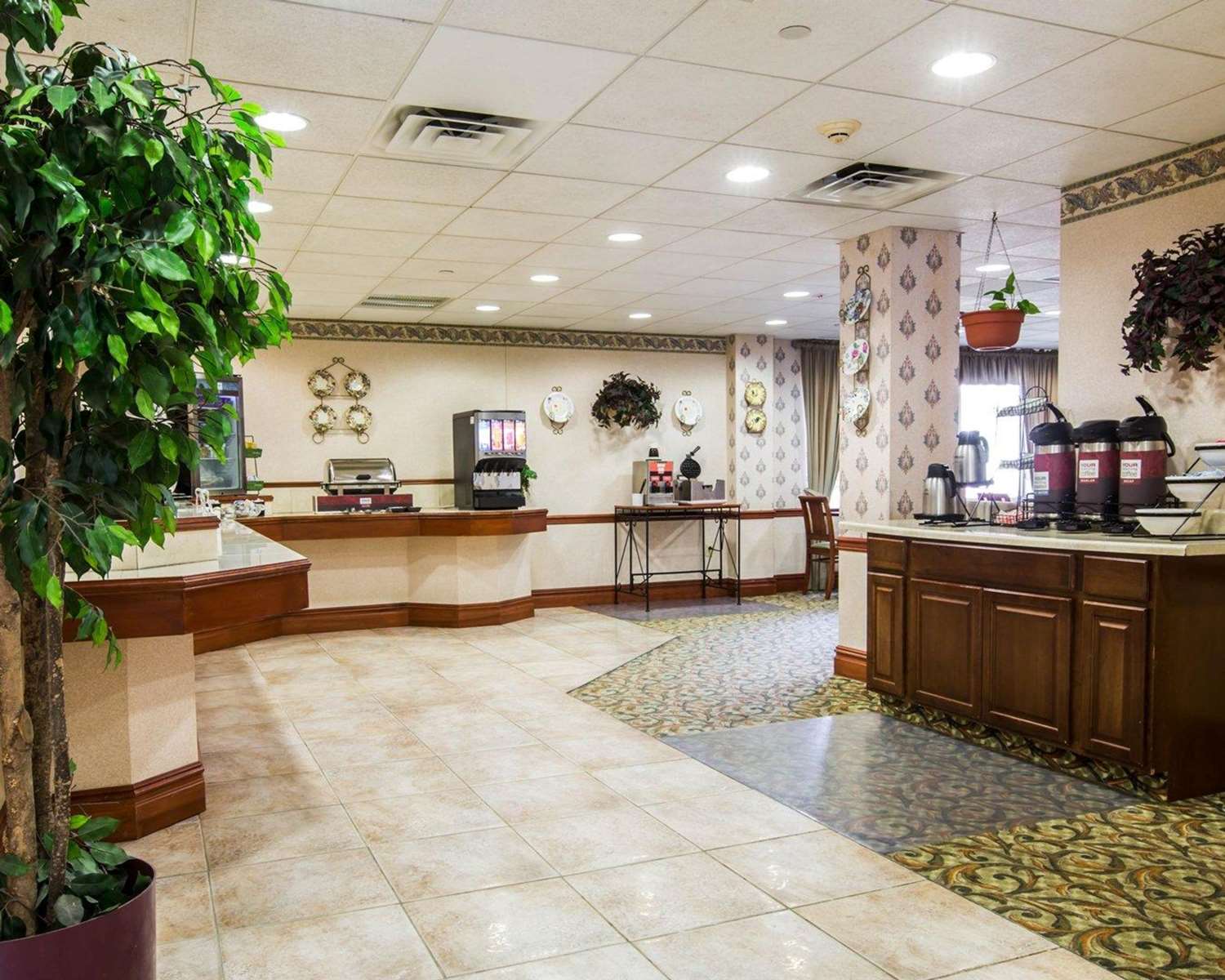 Фото Comfort Inn & Suites
