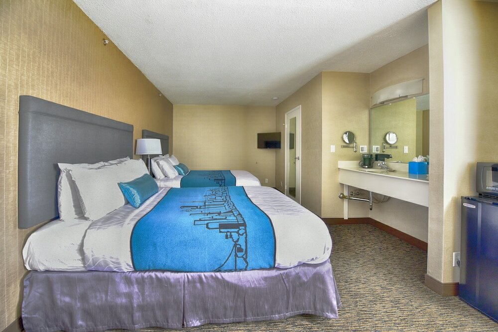 Фото City Center Inn & Suites