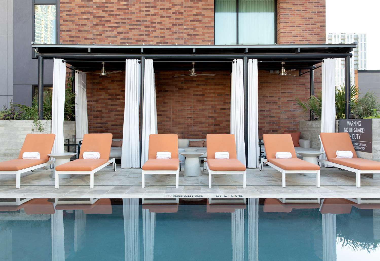 Фото Canopy by Hilton Austin Downtown