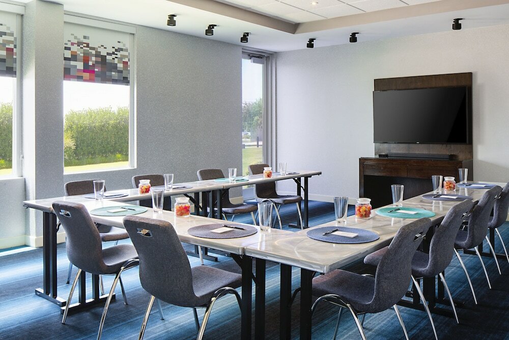 Фото Aloft San Antonio Airport