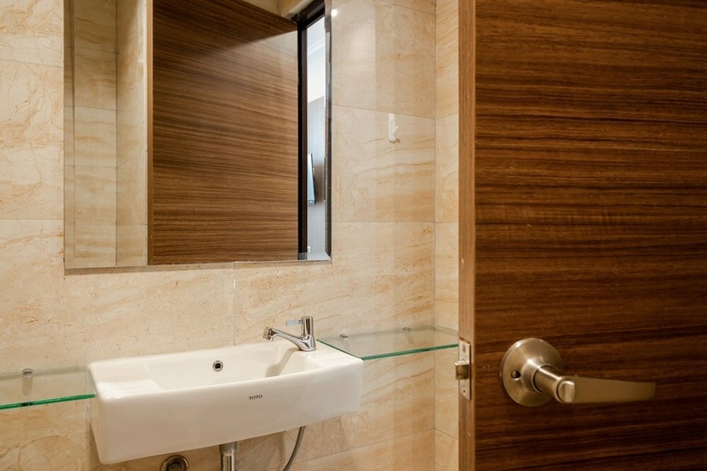 Фото RedDoorz Plus near Lippo Mall Kemang 2