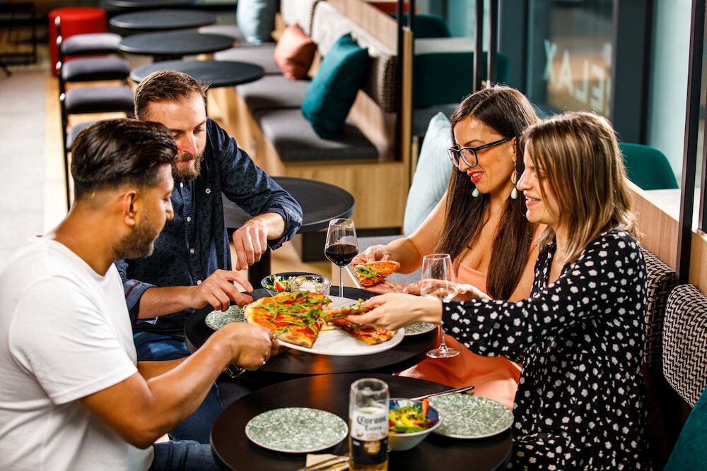 Фото Ibis London Sutton Point