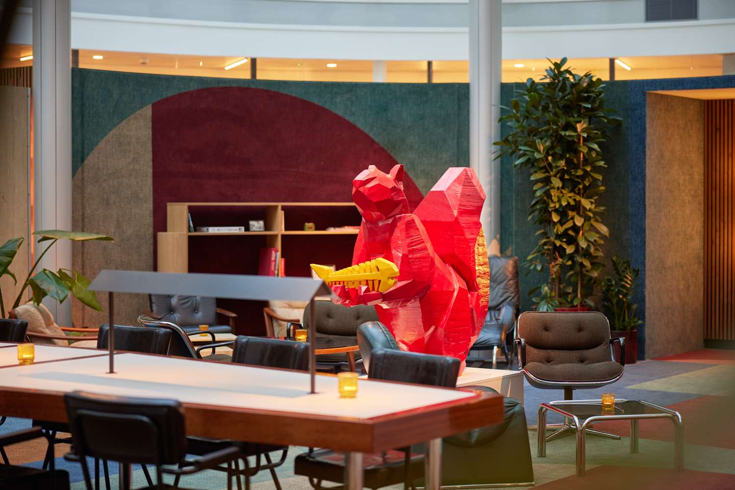 Фото Motto by Hilton Rotterdam Blaak