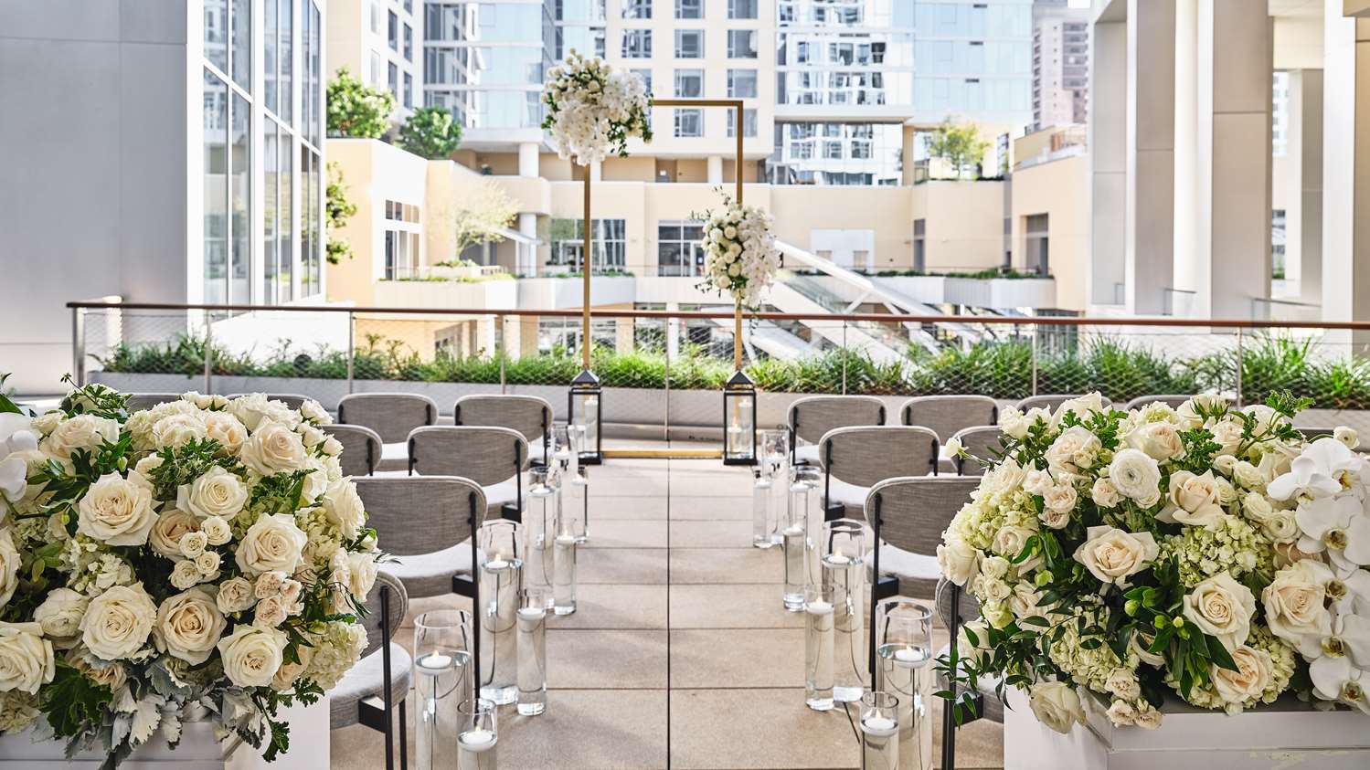 Фото Conrad Los Angeles