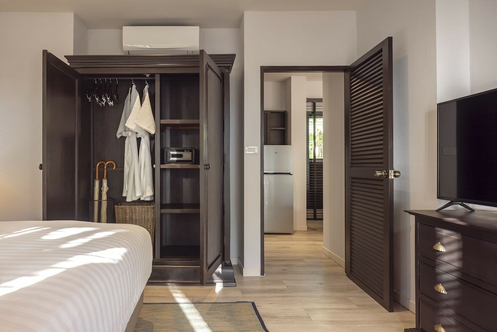 Фото The Pe La Resort, Phuket