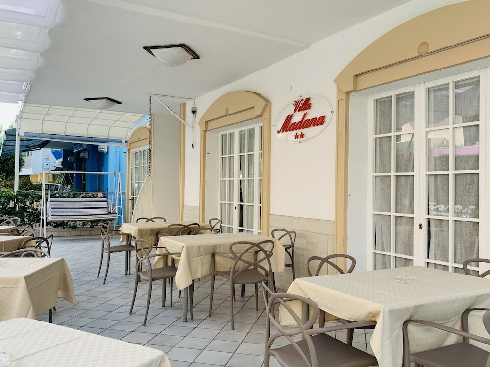 Фото Villa Madana