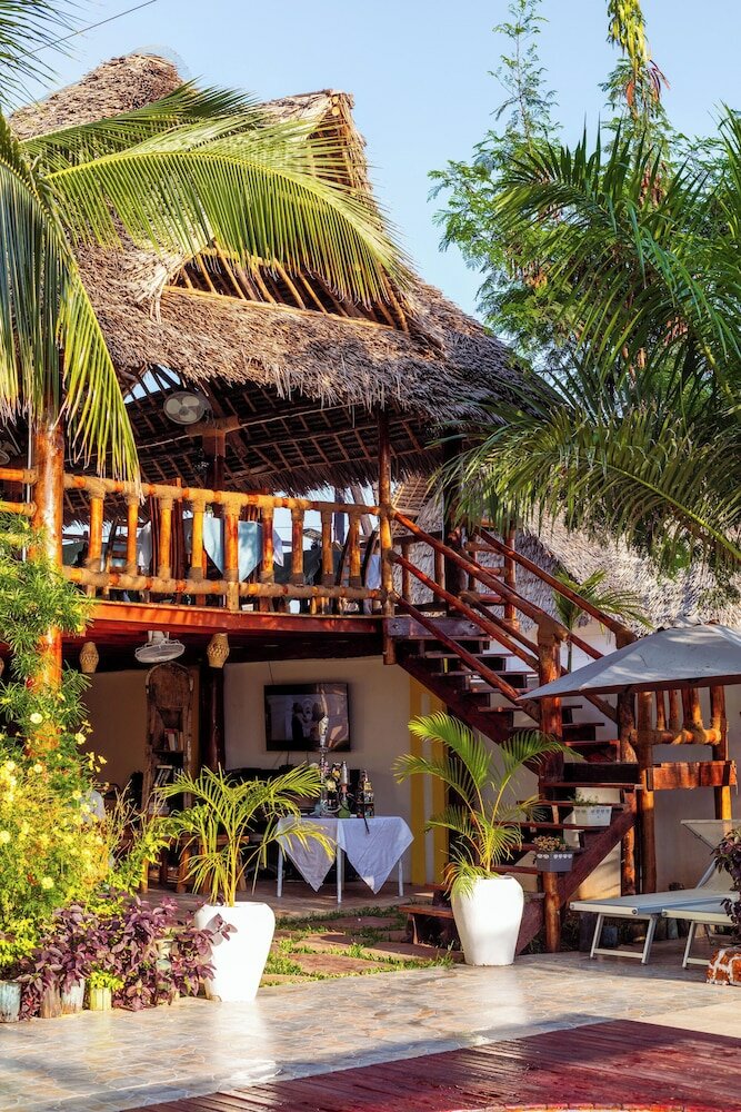 Фото Canary Nungwi Hotel & SPA