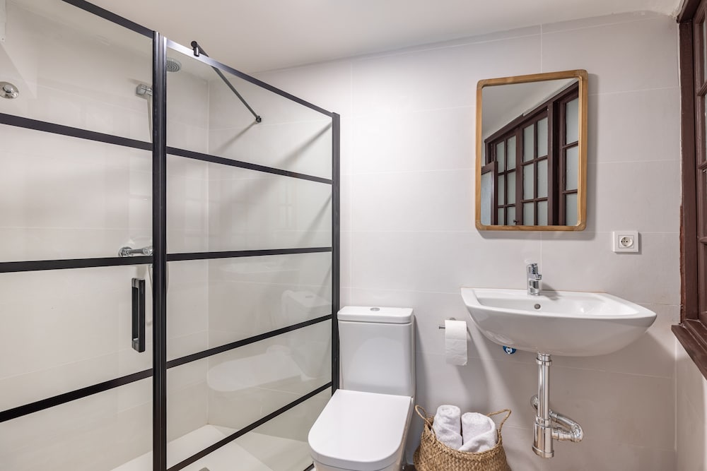 Фото Libere Malaga La Merced