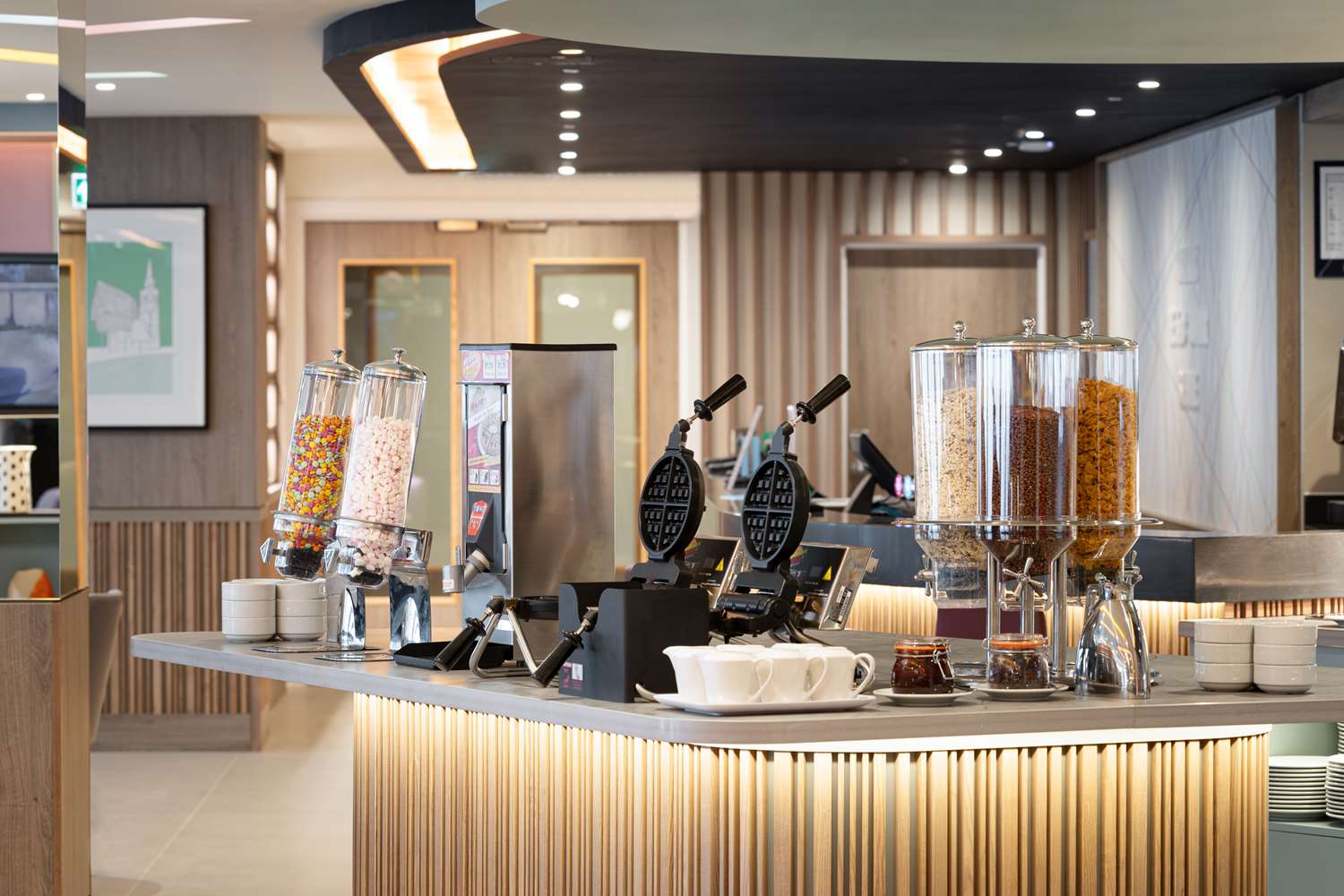 Фото Hampton by Hilton London City