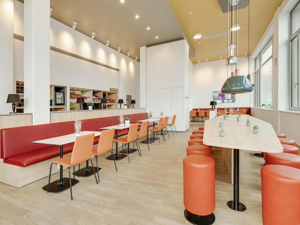 Фото B&b Hotel Bremen-Überseestadt