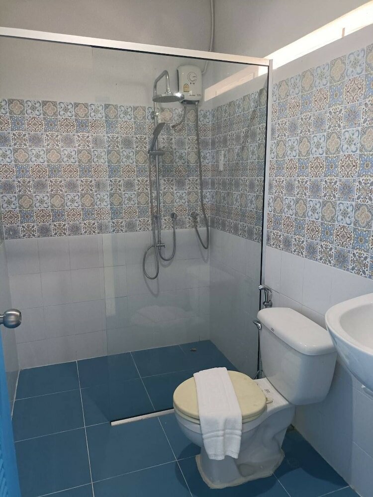 Фото March Samui