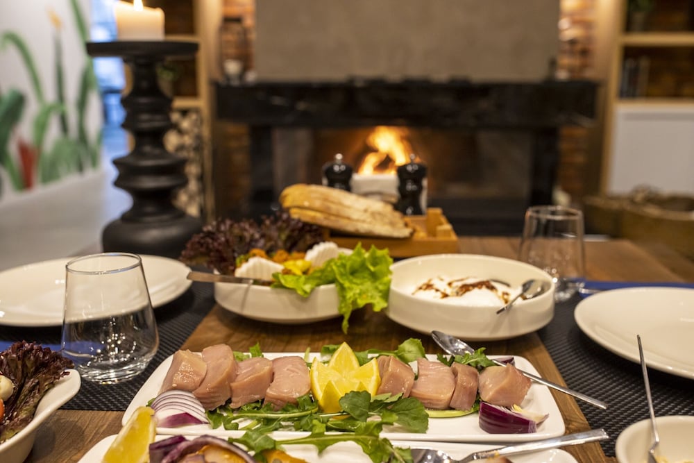 Фото Balèze Boutique Hotel