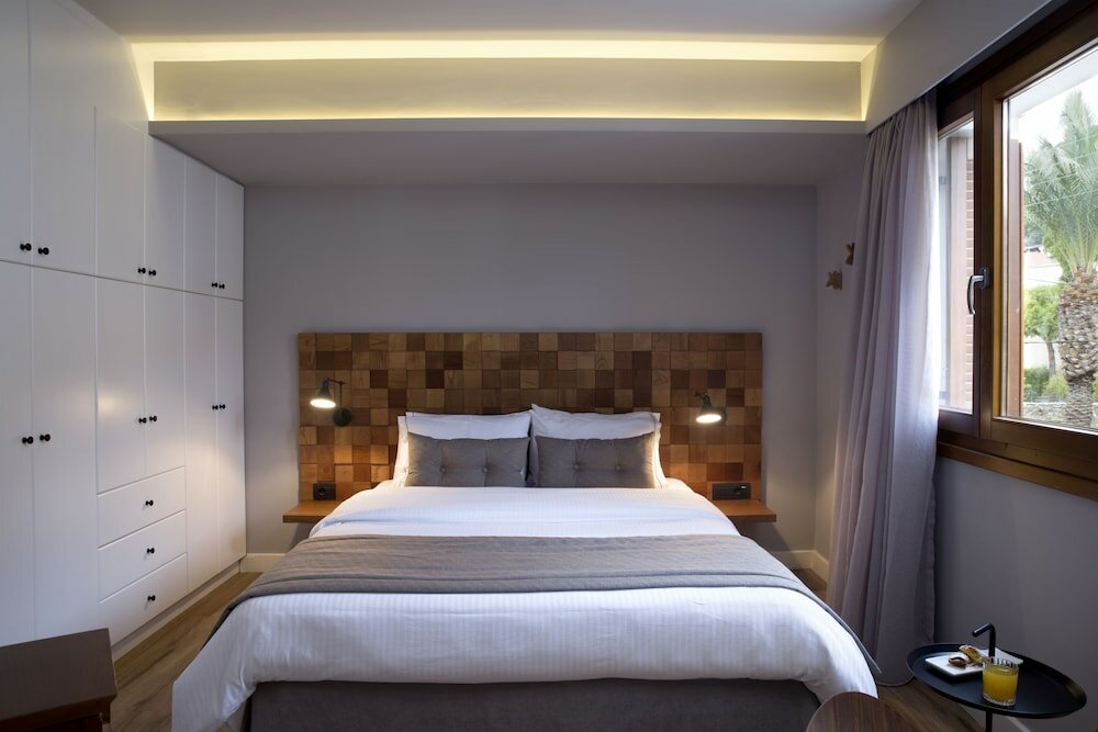 Фото Apollon Library Suites