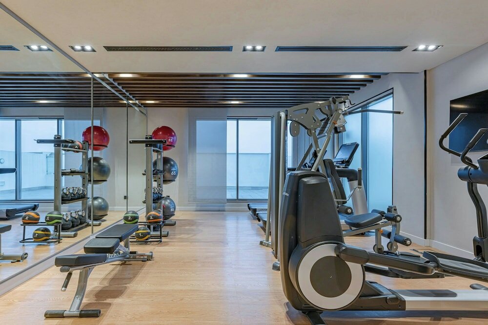 Фото Four Points by Sheraton King Abdulaziz Road