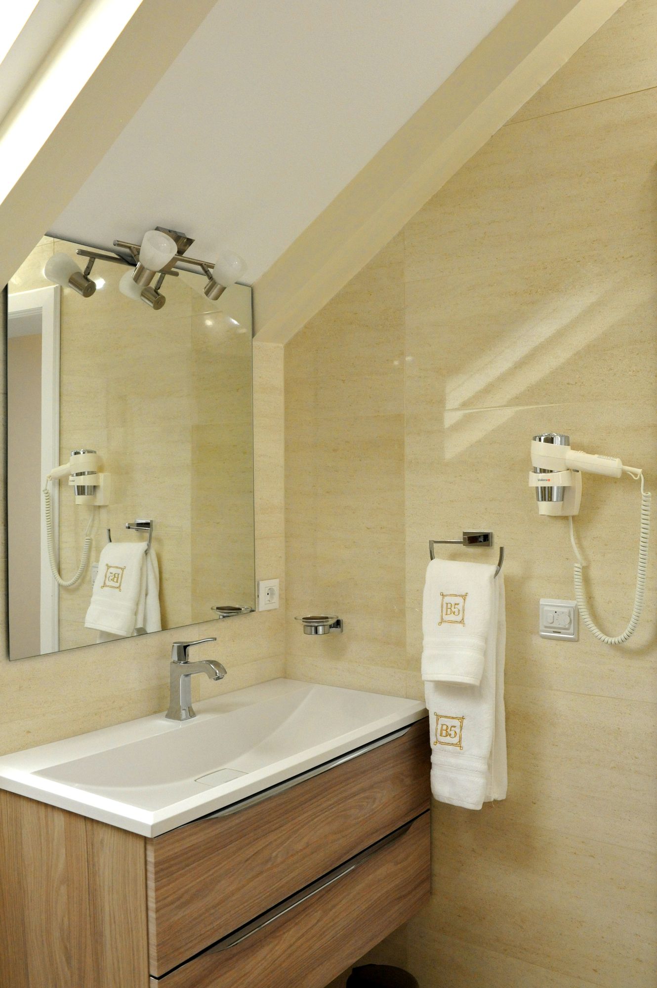 Фото Bajamonti 5