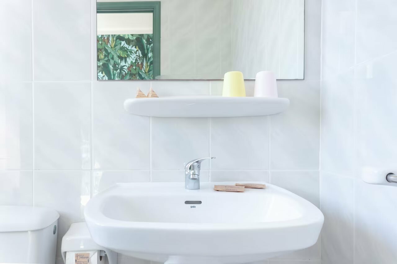 Фото 4U Miranda Hotel