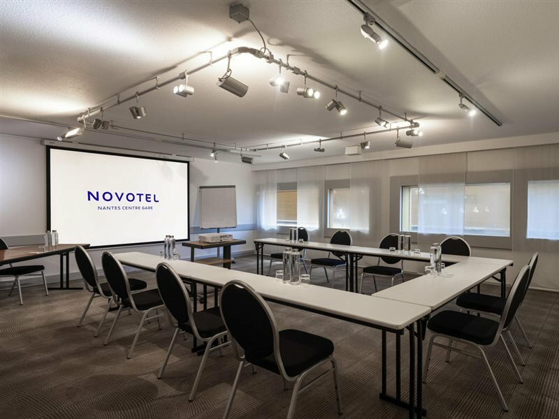 Фото Novotel Nantes Centre Gare
