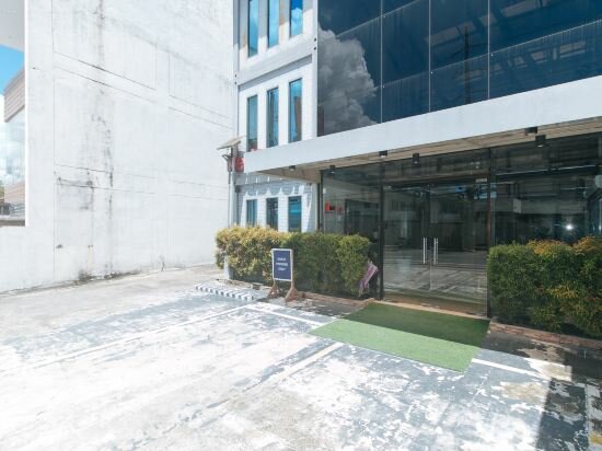 Фото RedDoorz Plus @ AS Fortuna Cebu