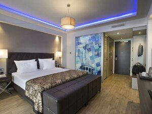 Гостиница Homaris West Side