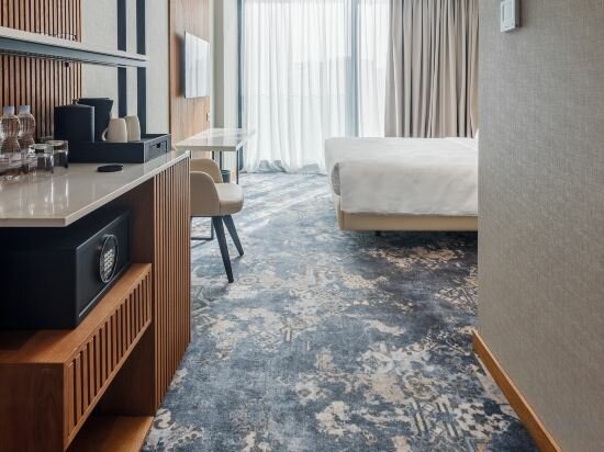 Фото Piazza Epigraph