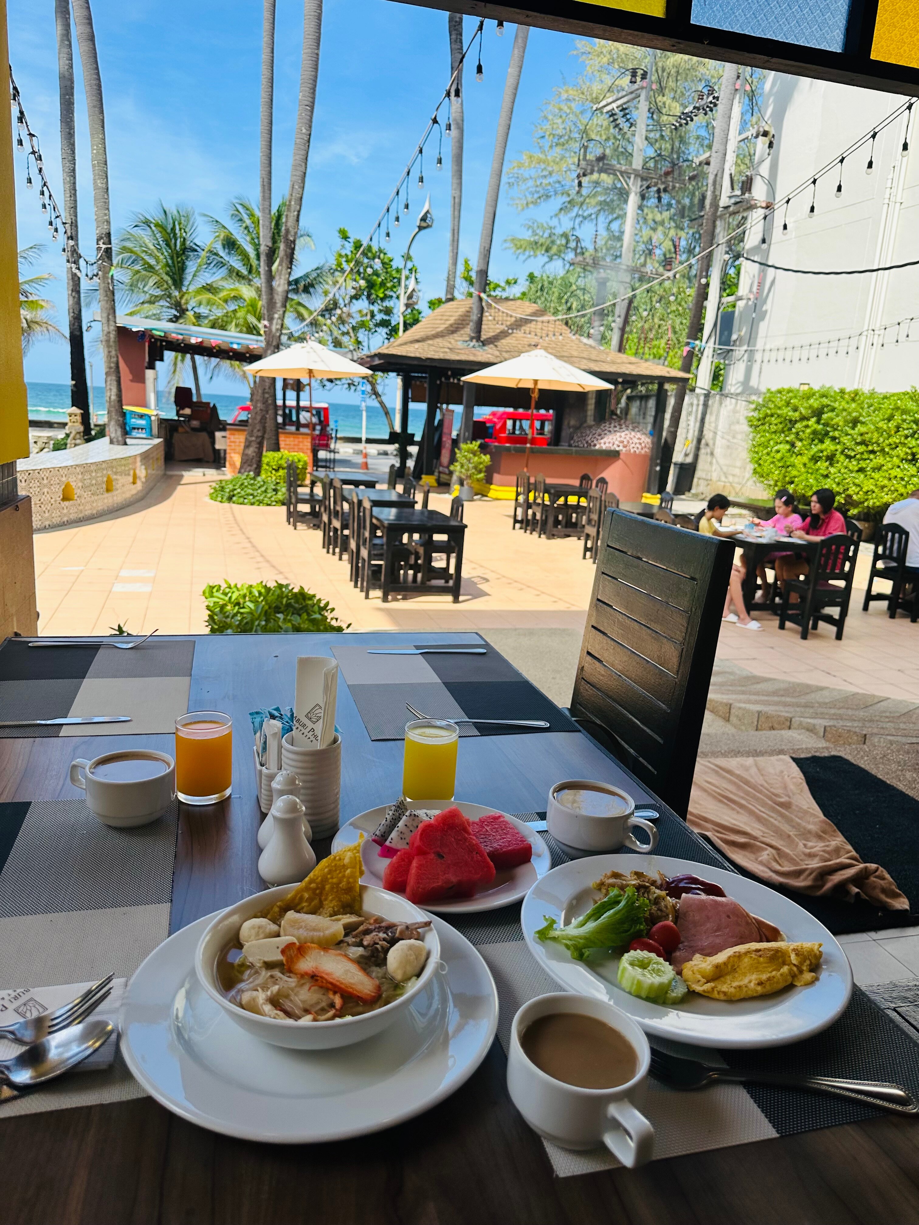 Фото Woraburi Phuket Resort and Spa