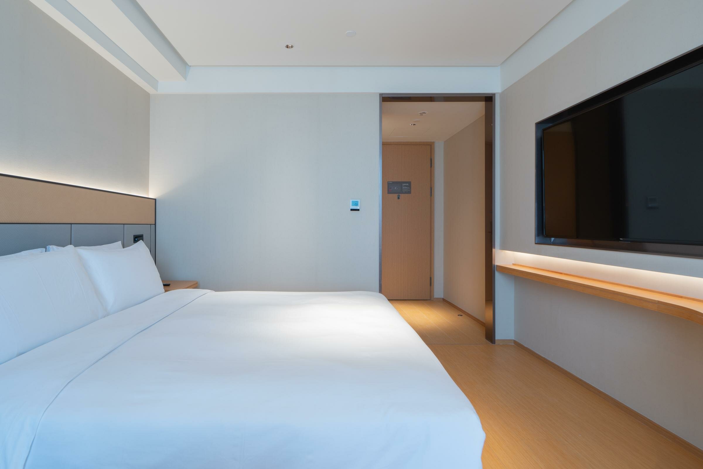 Фото Ji Hotel Guangzhou Tianhe Sports Center