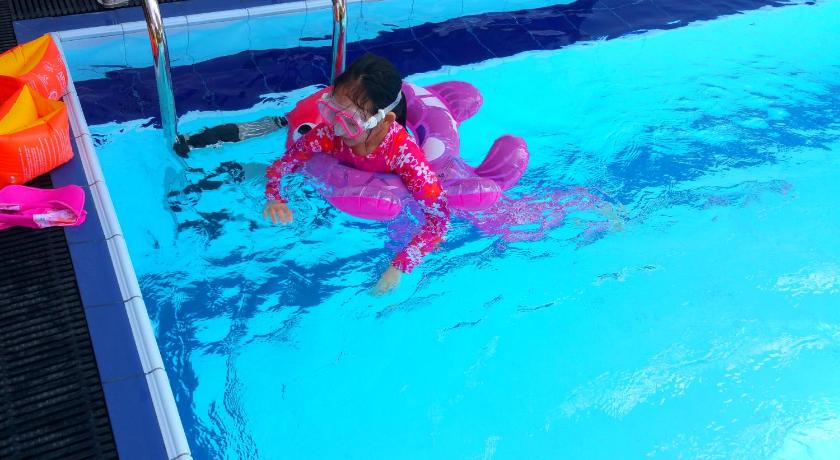 Фото Holiday Fashion Inn