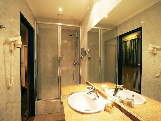 Фото Continental Hotel-Pension