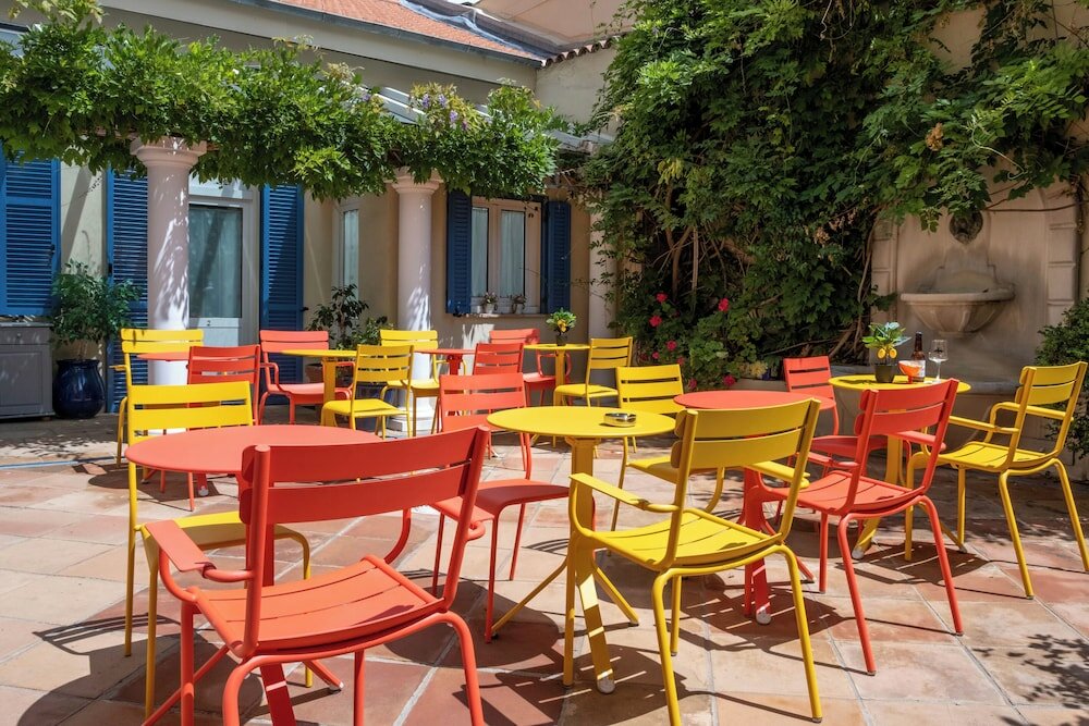 Фото Hotel de la Fontaine