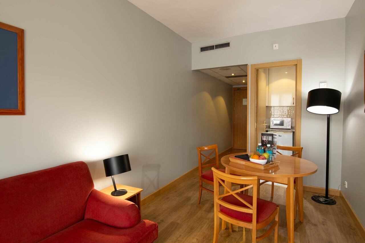 Фото Muralto Madrid Princesa