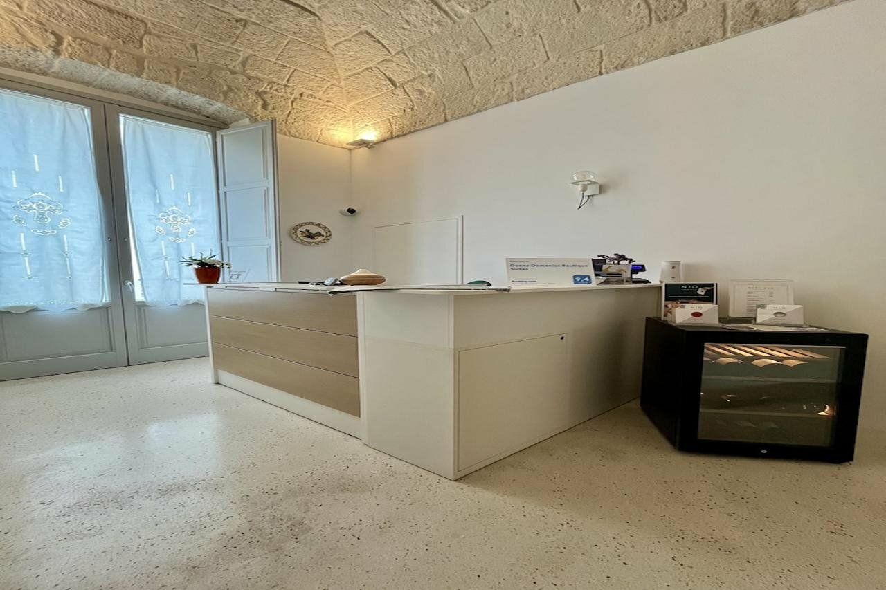 Фото Donna Domenica Boutique Suites