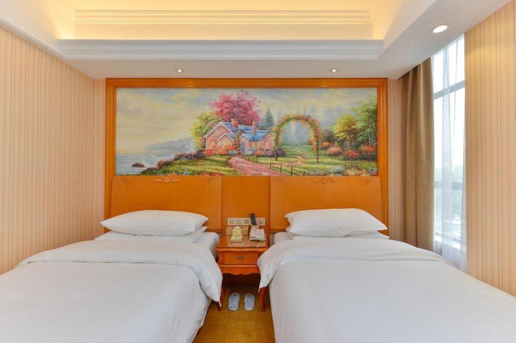 Фото Vienna Hotel