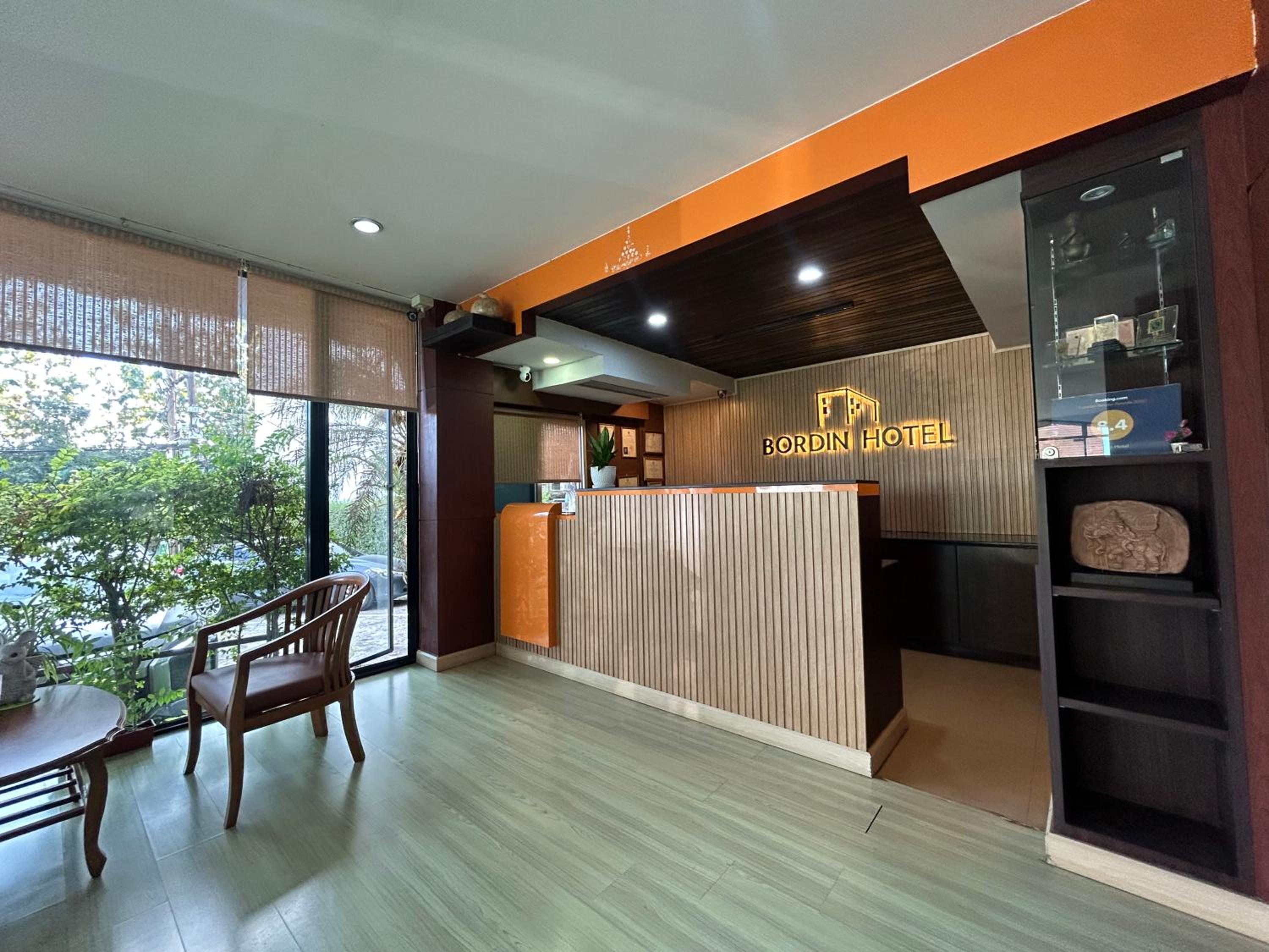 Фото Bordin Hotel