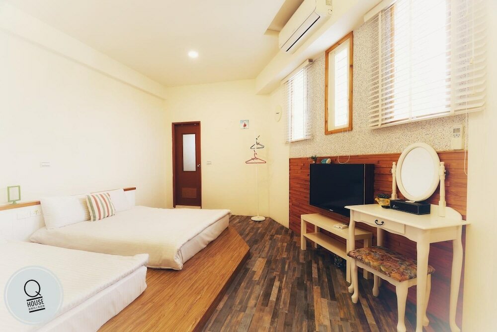 Фото Q House