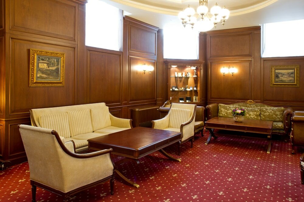 Фото Crystal Palace Boutique Hotel