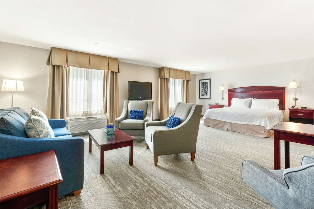 Фото Hampton Inn Nashua