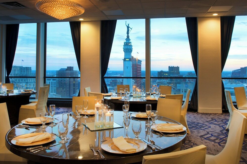 Фото Sheraton Indianapolis City Centre Hotel