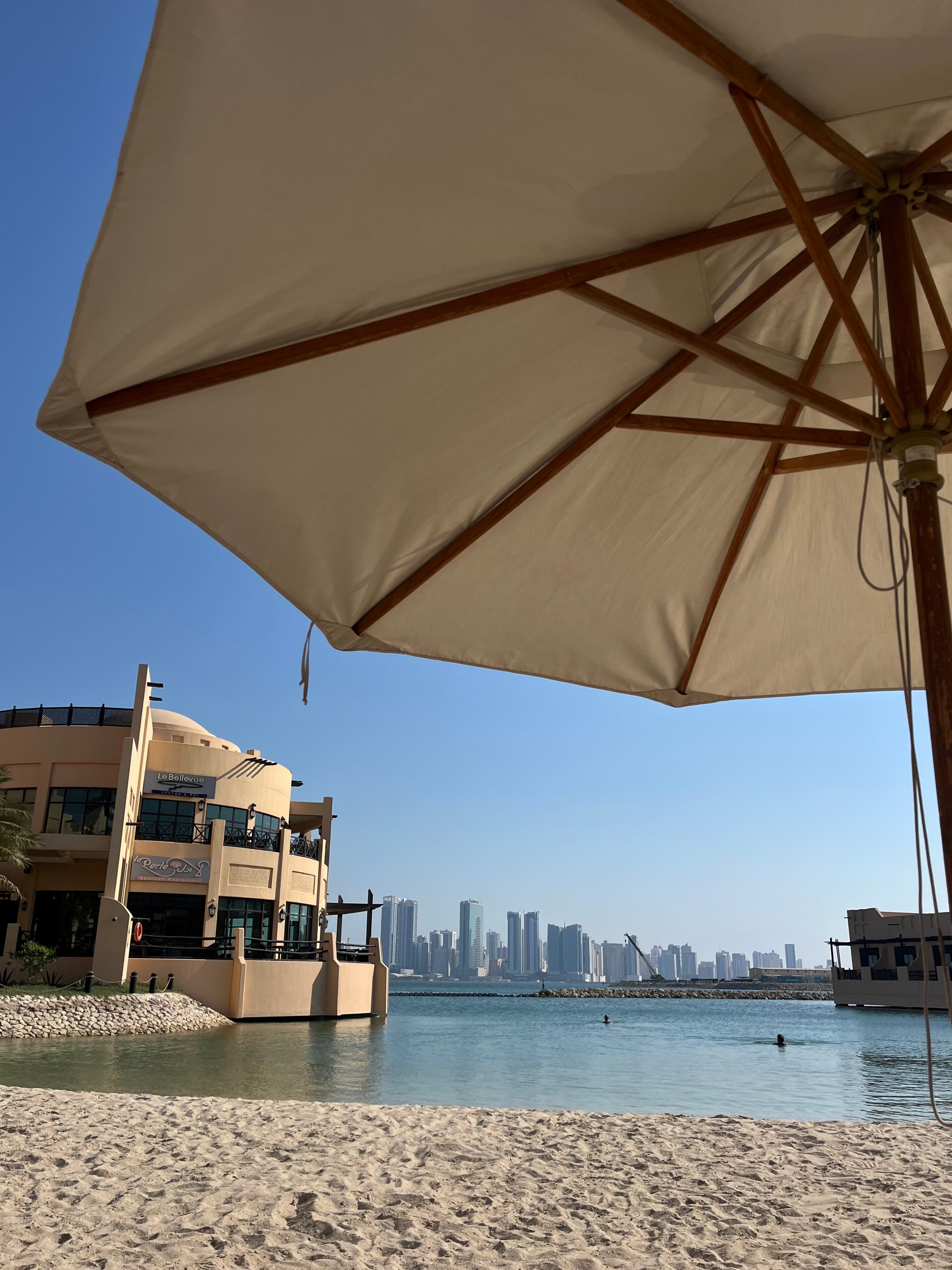 Фото Novotel Bahrain Al Dana Resort